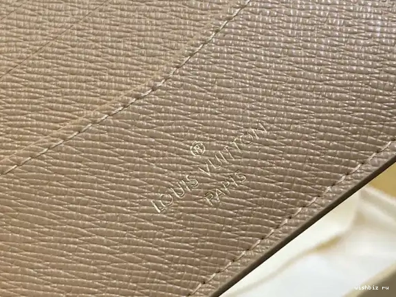 WIS WALLET-11*8.5*2CM SLENDER VUITTON LOUIS 0331